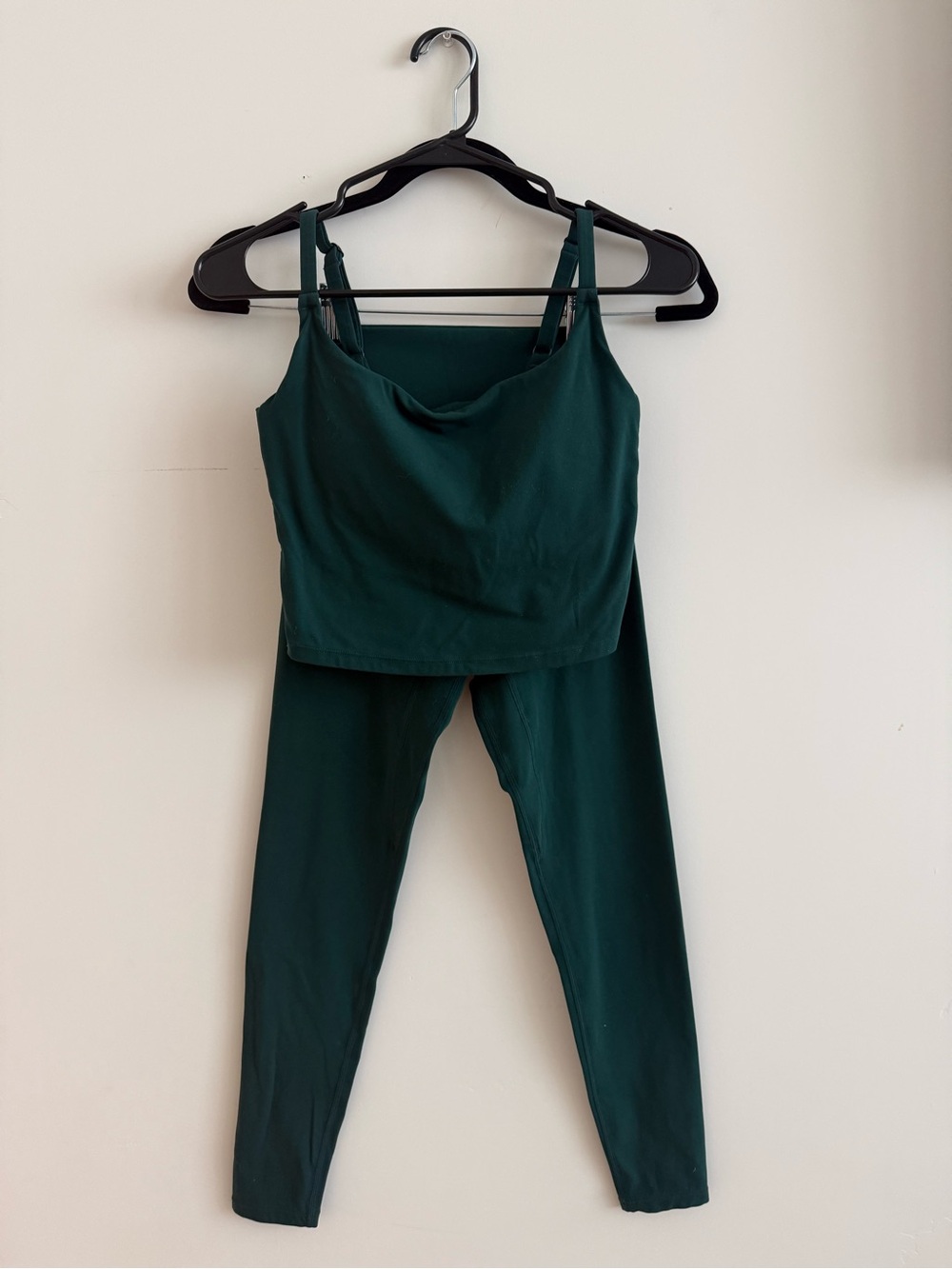 Women's Vitality Green Tank Top & High-Rise Leggings Active Set